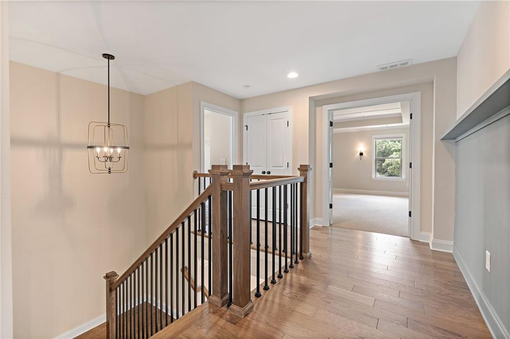 Cumming, Georgia, 30040, United States, 6 Bedrooms Bedrooms, ,5 BathroomsBathrooms,Residential,For Sale,1895159