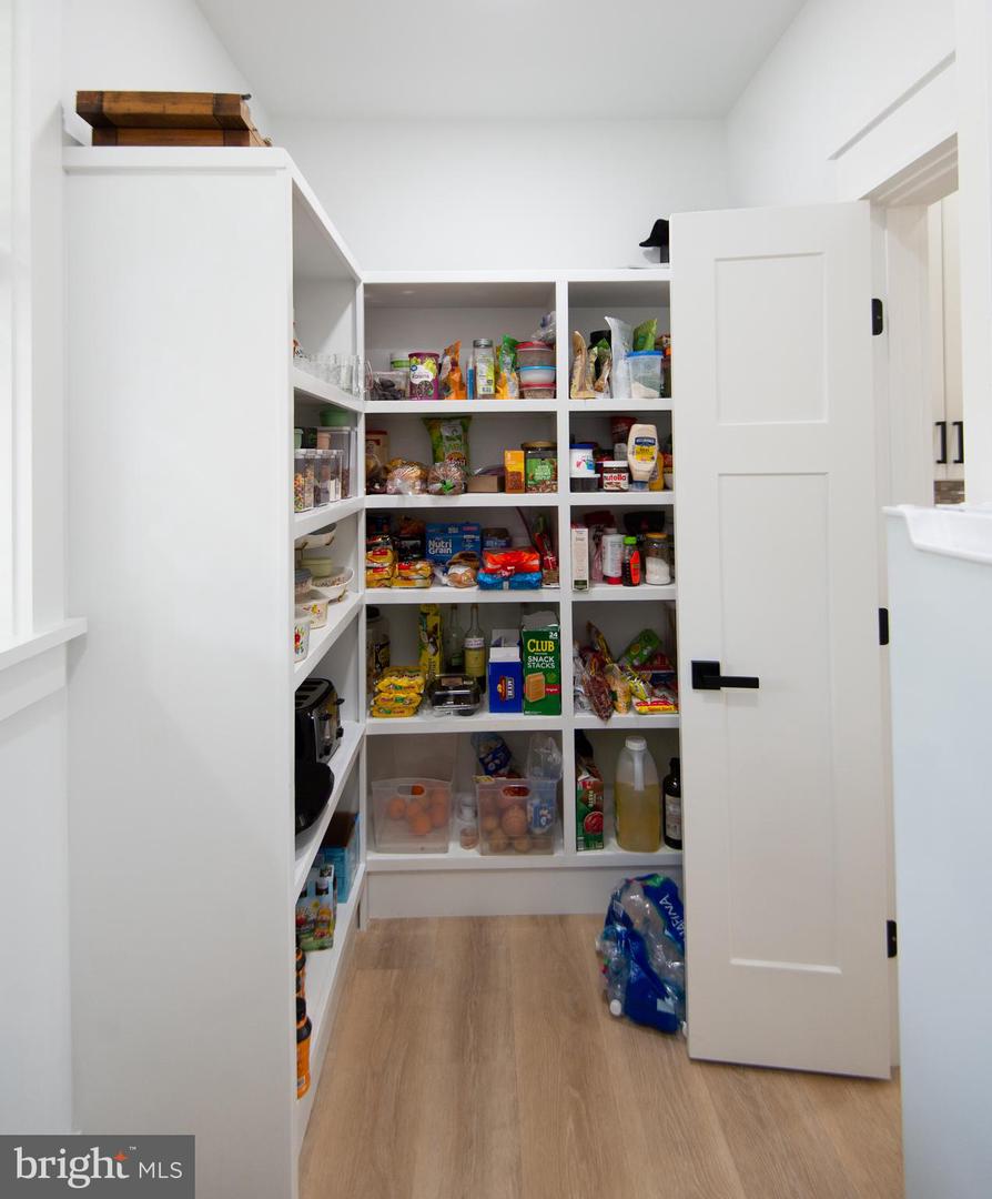 Delmar, Maryland, 21875, United States, 4 Bedrooms Bedrooms, ,4 BathroomsBathrooms,Residential,For Sale,1992058