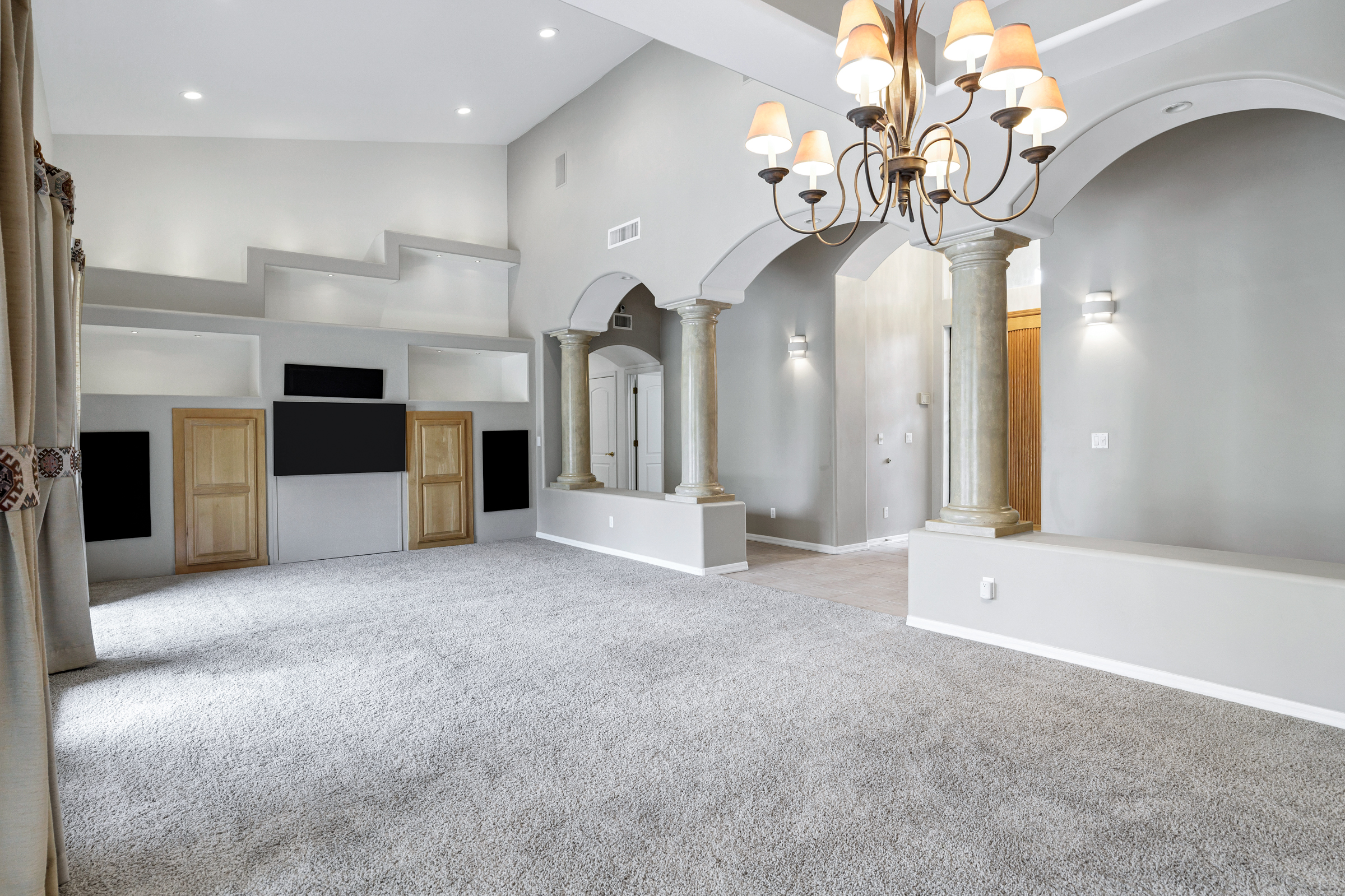 Mesa, Arizona, 85205, United States, 6 Bedrooms Bedrooms, ,3 BathroomsBathrooms,Residential,For Sale,1900615