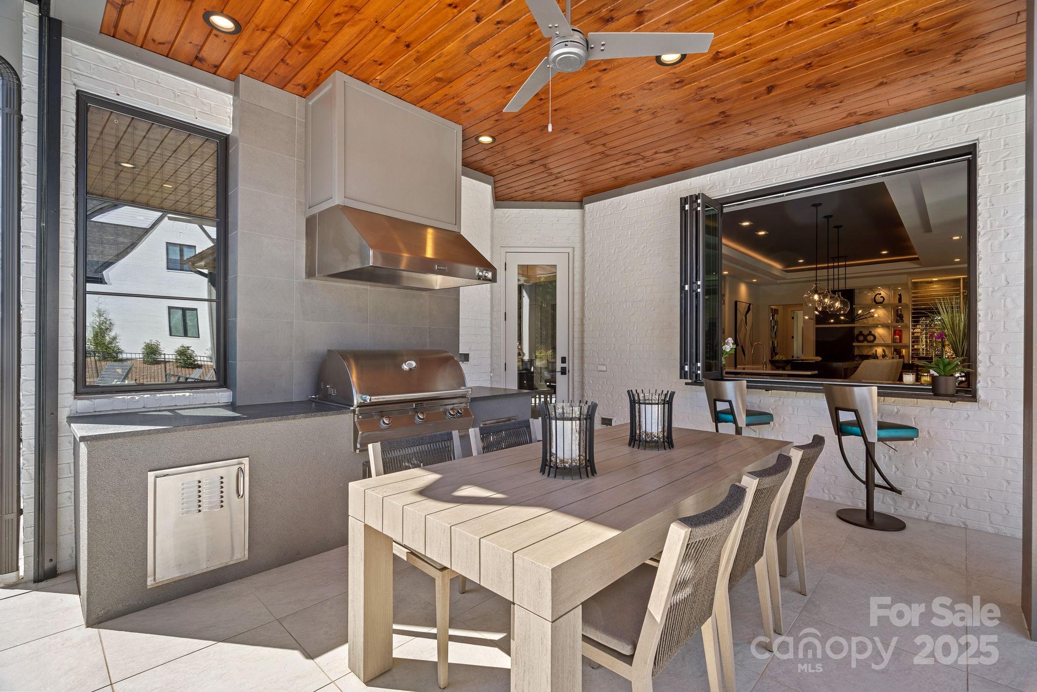 Davidson, North Carolina, 28036, United States, 5 Bedrooms Bedrooms, ,7 BathroomsBathrooms,Residential,For Sale,1989460