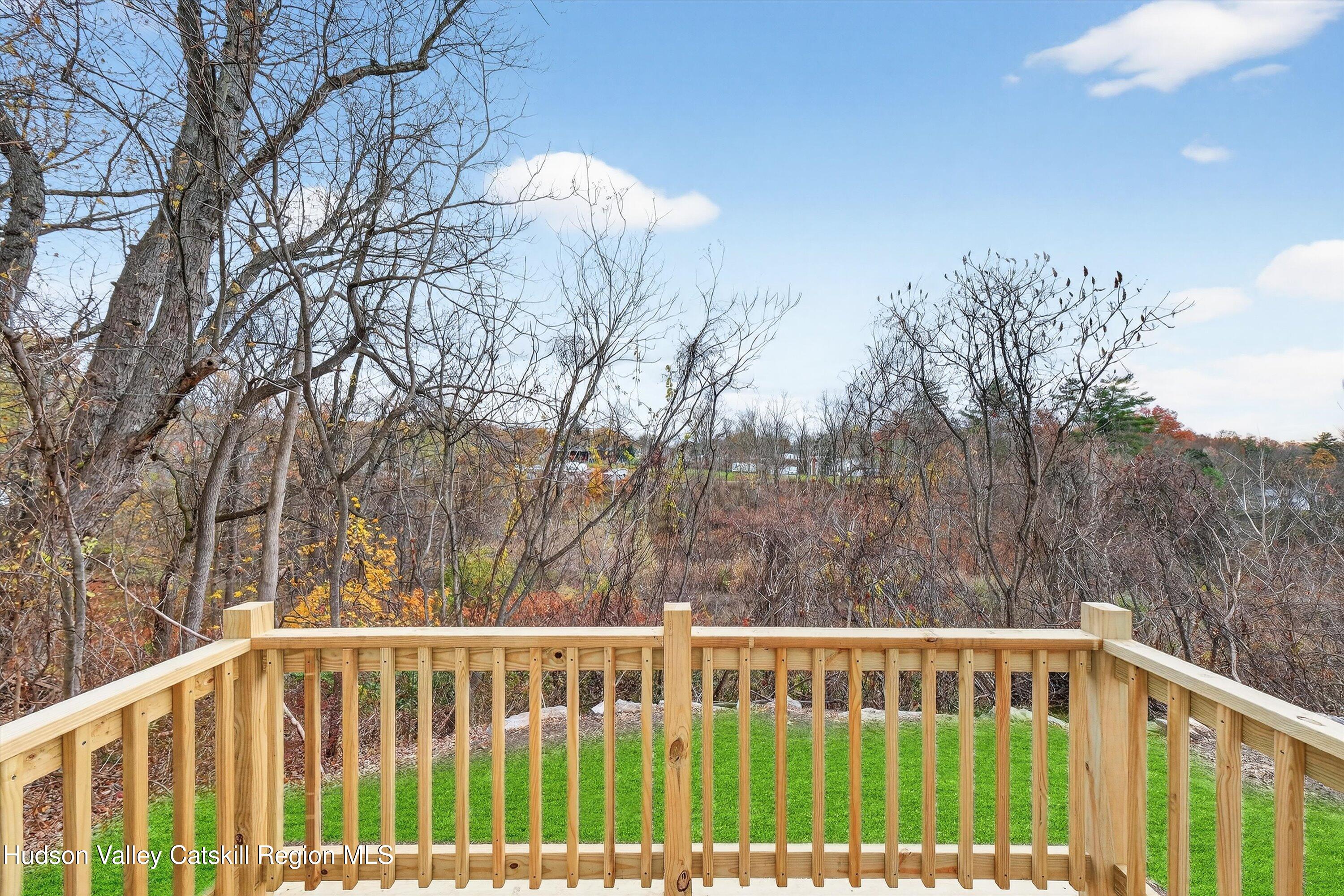 Saugerties, New York, 12477, United States, 3 Bedrooms Bedrooms, ,3 BathroomsBathrooms,Residential,For Sale,1994537