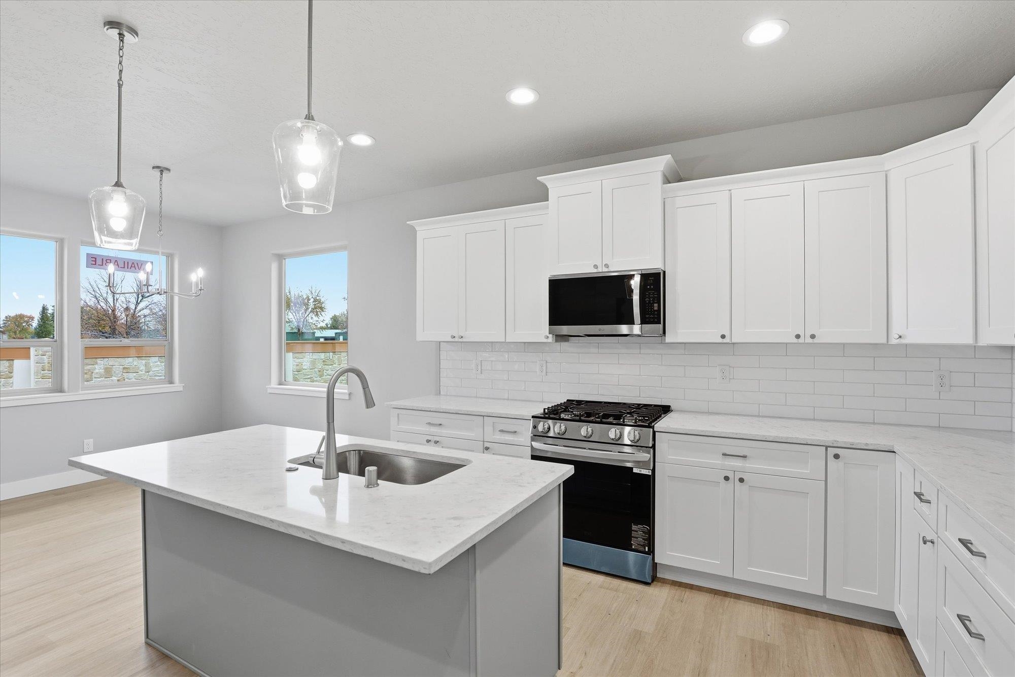 Deer Park, Washington, 99006, United States, 3 Bedrooms Bedrooms, ,2 BathroomsBathrooms,Residential,For Sale,1994775