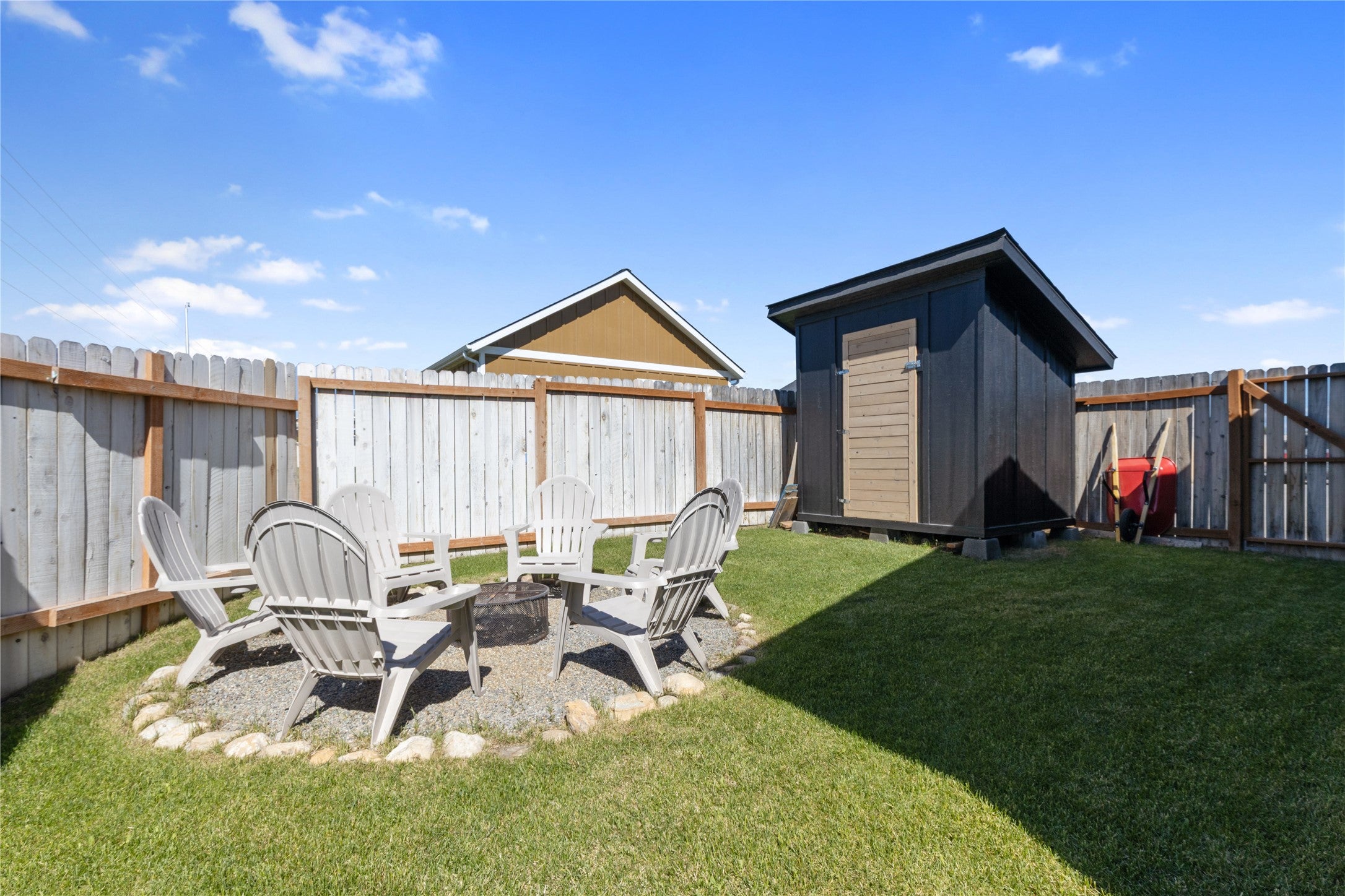 Kalispell, Montana, 59901, United States, 3 Bedrooms Bedrooms, ,3 BathroomsBathrooms,Residential,For Sale,1848783