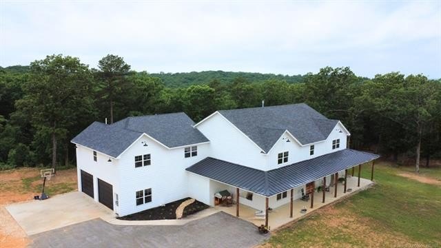 Tahlequah, Oklahoma, 74464, United States, 6 Bedrooms Bedrooms, ,4 BathroomsBathrooms,Residential,For Sale,1982576