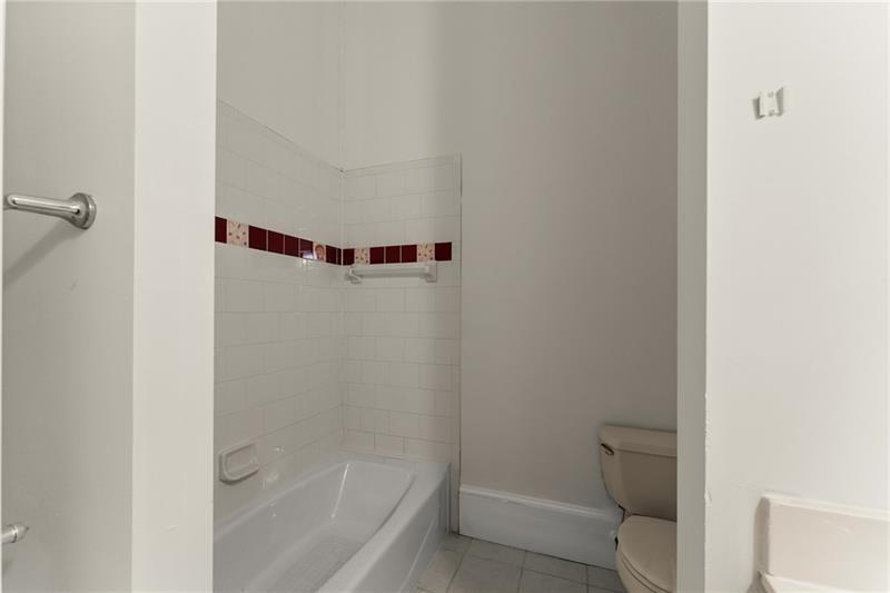 Alpharetta, Georgia, 30005, United States, 10 Bedrooms Bedrooms, ,13 BathroomsBathrooms,Residential,For Sale,1973838