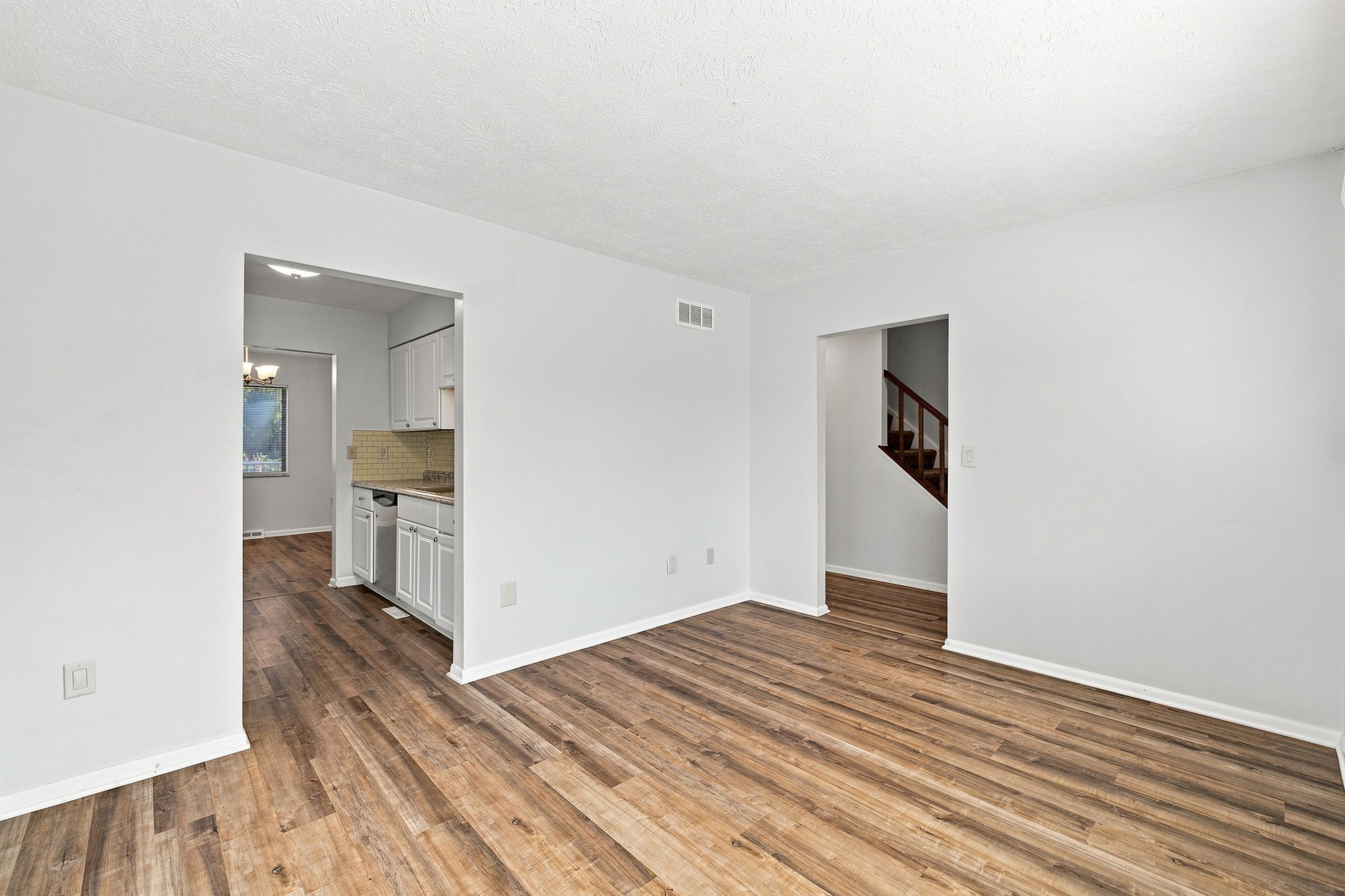  103 Springwater Court, Coraopolis, PA 15108 - 物件實景