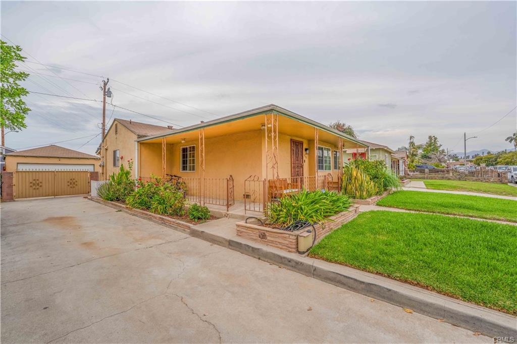 Montebello, California, 90640, United States, 2 Bedrooms Bedrooms, ,2 BathroomsBathrooms,Residential,For Sale,1981178