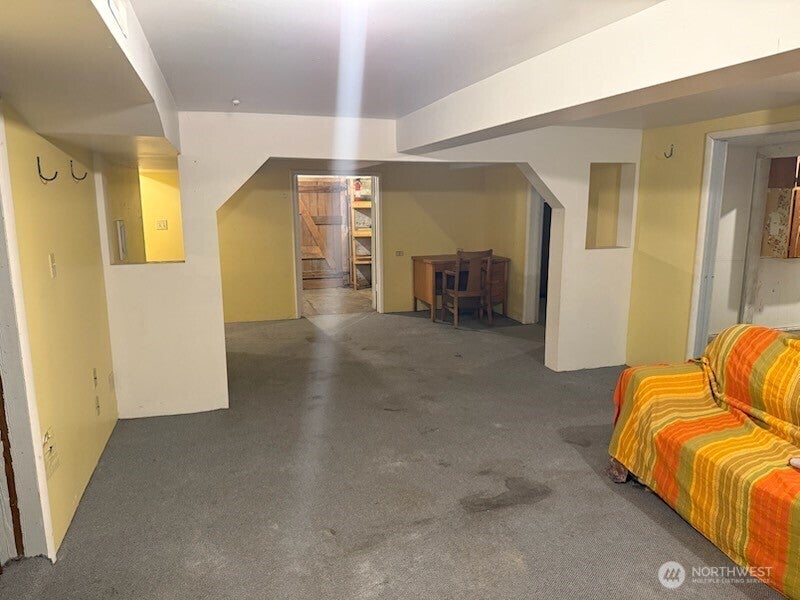 Loomis, Washington, 98827, United States, 4 Bedrooms Bedrooms, ,1 BathroomBathrooms,Residential,For Sale,2002201