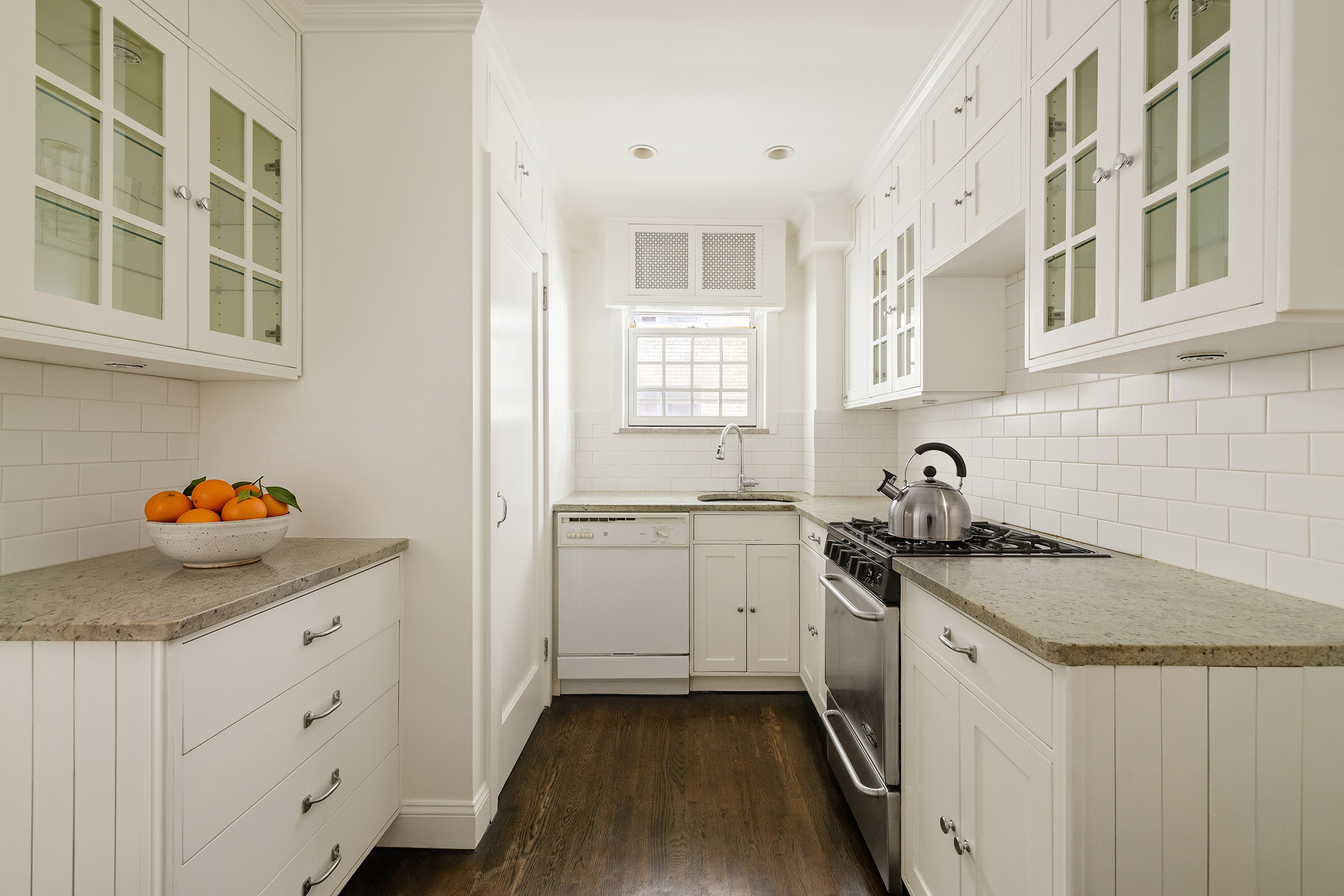  155 East 72nd Street - 物件實景