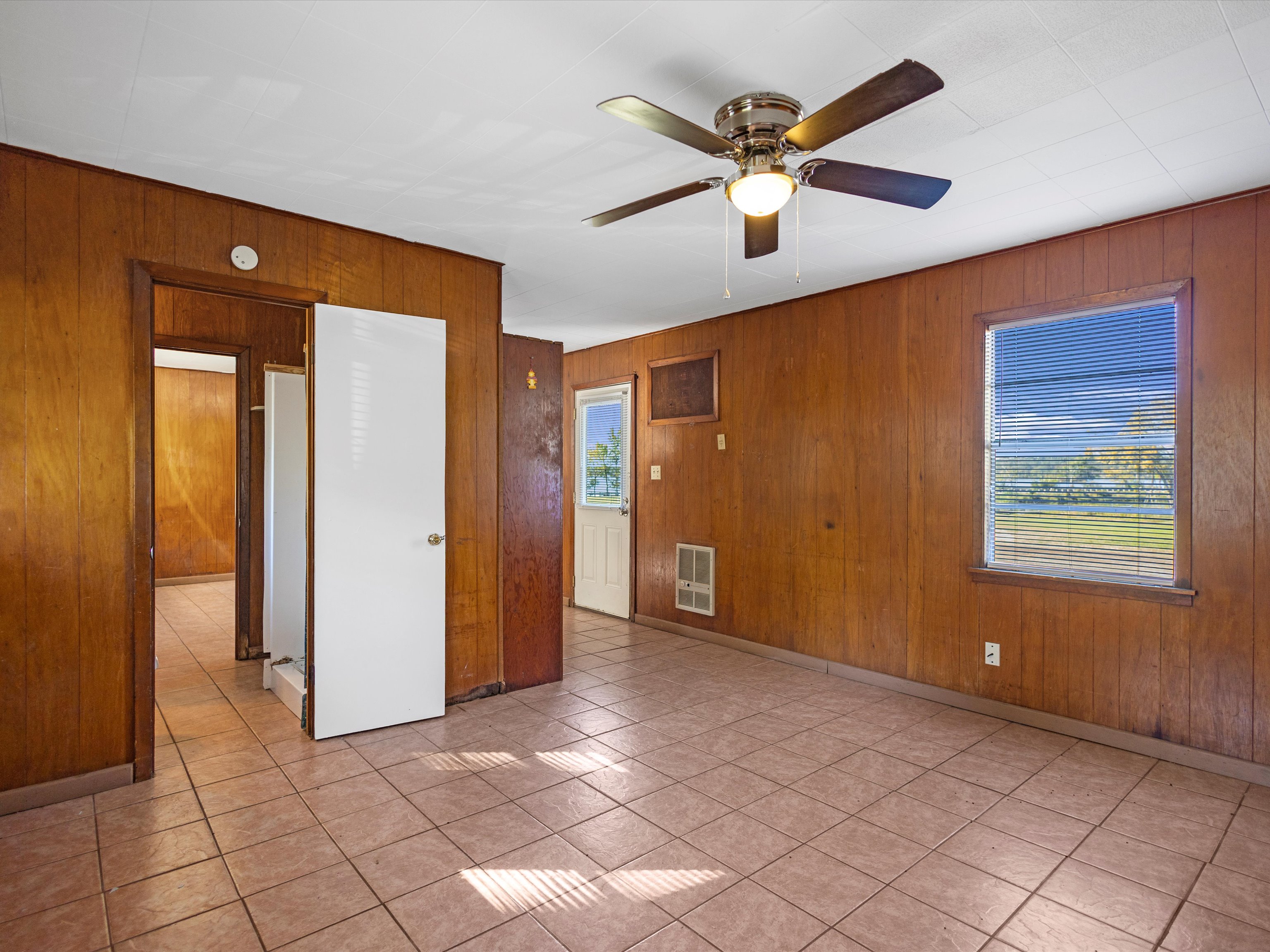 Gary, Texas, 75643, United States, 12 Bedrooms Bedrooms, ,Residential,For Sale,1989686