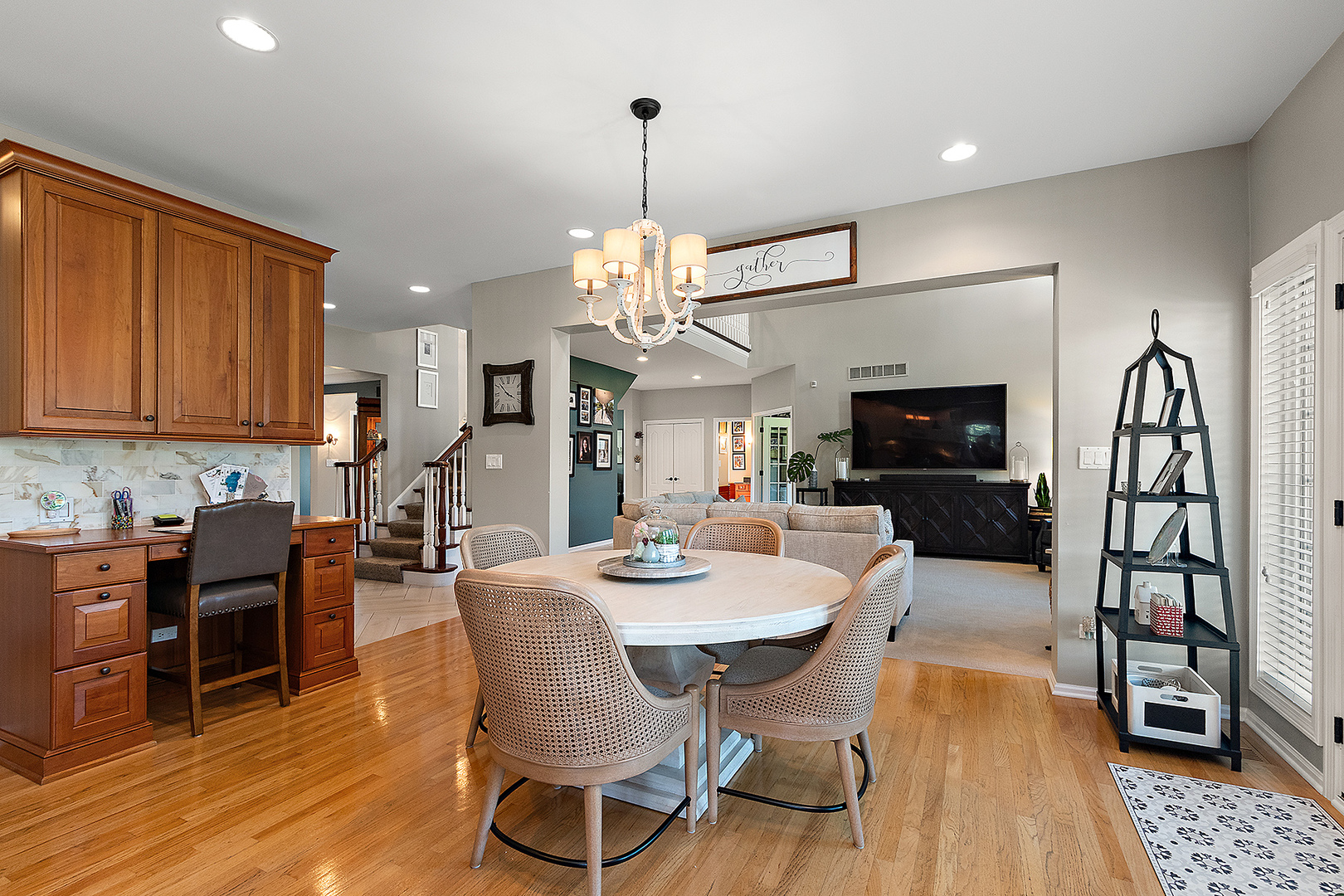 Orland Park, Illinois, 60467, United States, 5 Bedrooms Bedrooms, ,3 BathroomsBathrooms,Residential,For Sale,1937885