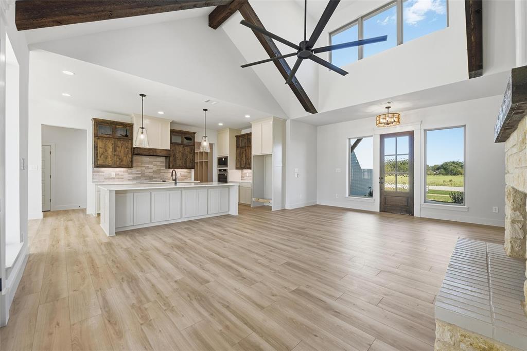 Poolville, Texas, 76487, United States, 4 Bedrooms Bedrooms, ,3 BathroomsBathrooms,Residential,For Sale,1969545