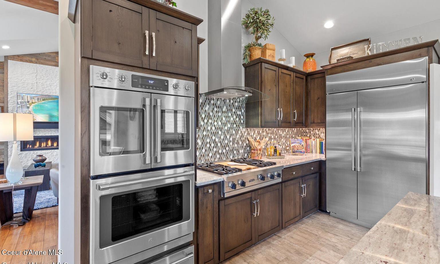 Hayden Lake, Idaho, 83835, United States, 4 Bedrooms Bedrooms, ,5 BathroomsBathrooms,Residential,For Sale,1990464