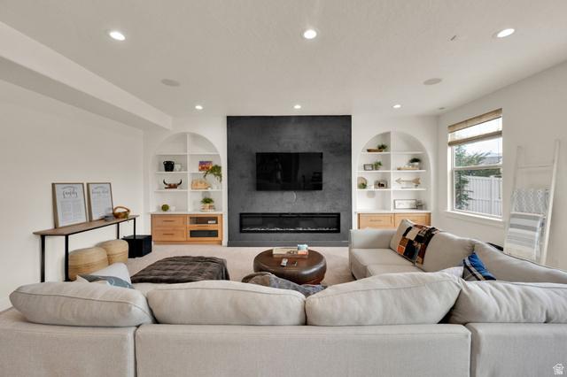 Herriman, Utah, 84096, United States, 5 Bedrooms Bedrooms, ,5 BathroomsBathrooms,Residential,For Sale,2049420
