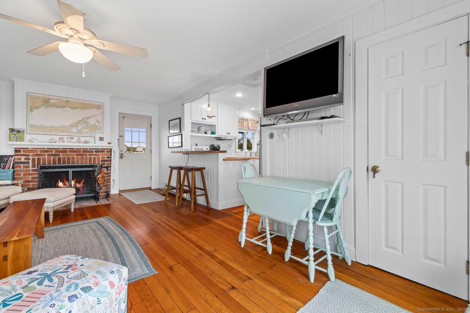 Old Saybrook, Connecticut, 06475, United States, 1 Bedroom Bedrooms, ,1 BathroomBathrooms,Residential,For Sale,1926947
