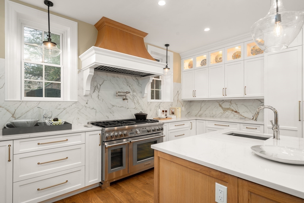 Brookline, Massachusetts, 02445, United States, 9 Bedrooms Bedrooms, ,8 BathroomsBathrooms,Residential,For Sale,1758602