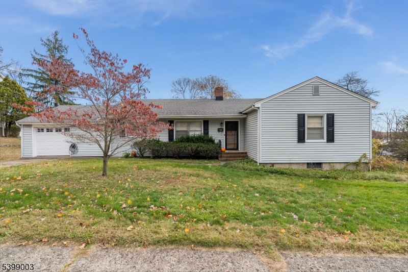 Boonton, New Jersey, 07005, United States, 3 Bedrooms Bedrooms, ,2 BathroomsBathrooms,Residential,For Sale,1998669