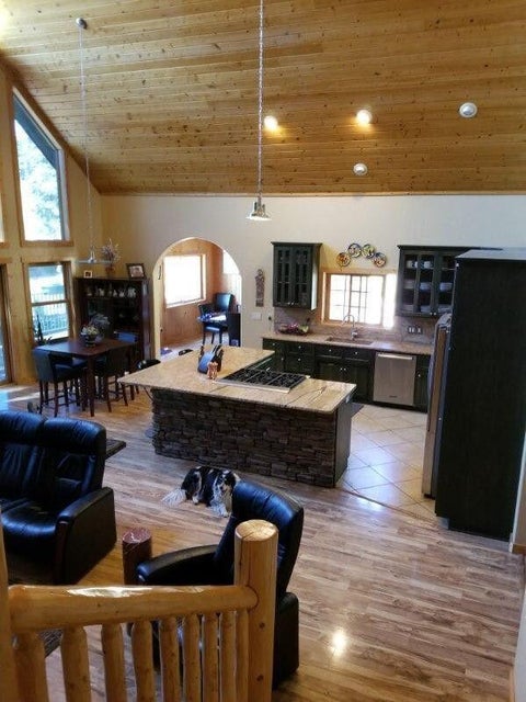 KLAMATH FALLS, Oregon, 97601, United States, 3 Bedrooms Bedrooms, ,3 BathroomsBathrooms,Residential,For Sale,1973852