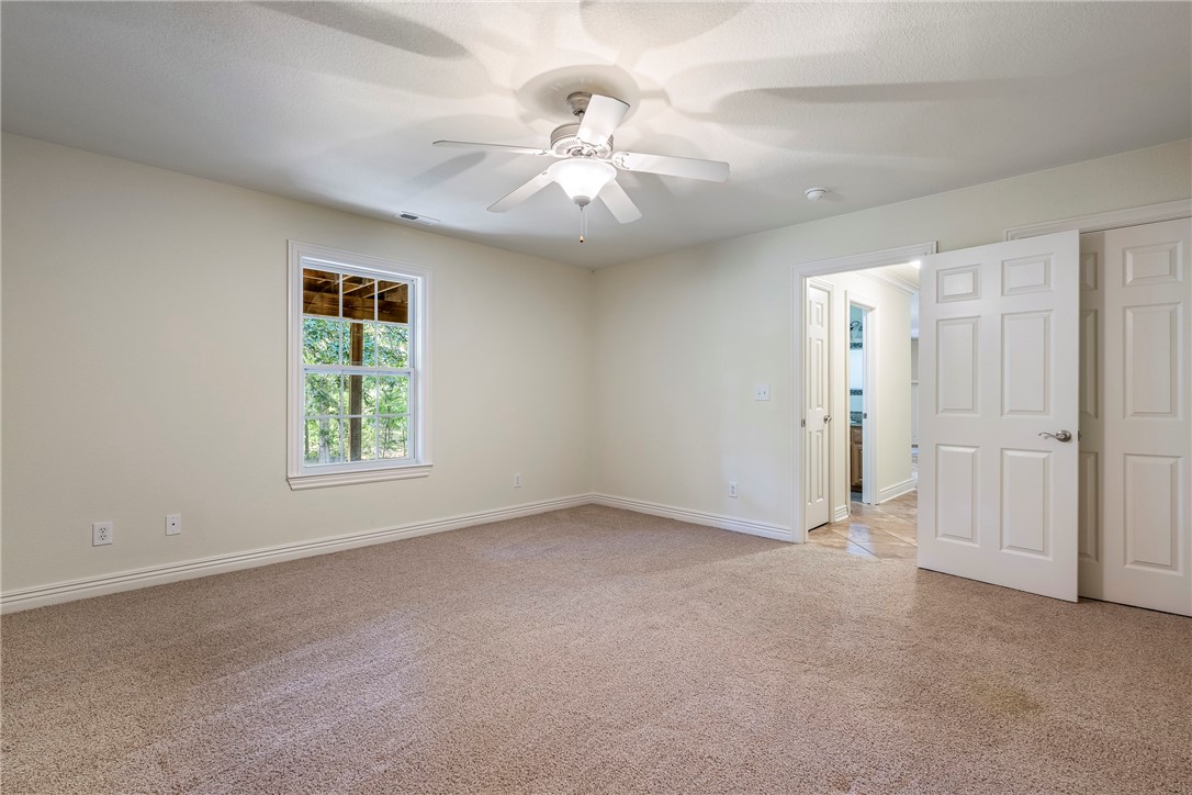 Bella Vista, Arkansas, 72714, United States, 4 Bedrooms Bedrooms, ,3 BathroomsBathrooms,Residential,For Sale,1916818