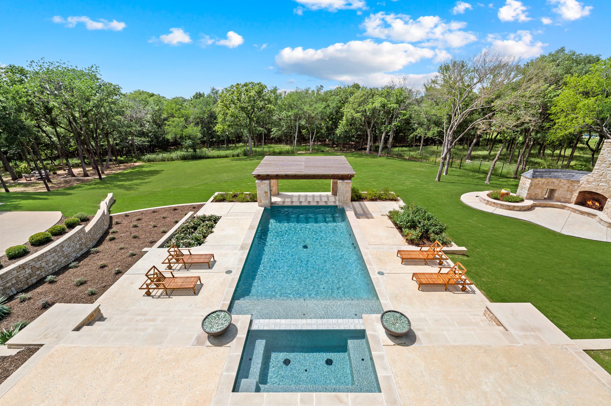  Majestic Estate in Exclusive Community of The Landing on Lake Grapevine - 物件實景