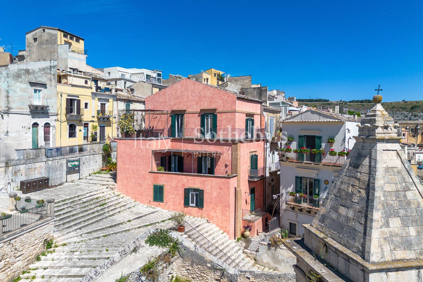  Prestigious residence with terraces in the heart of Ragusa Ibla - 物件實景