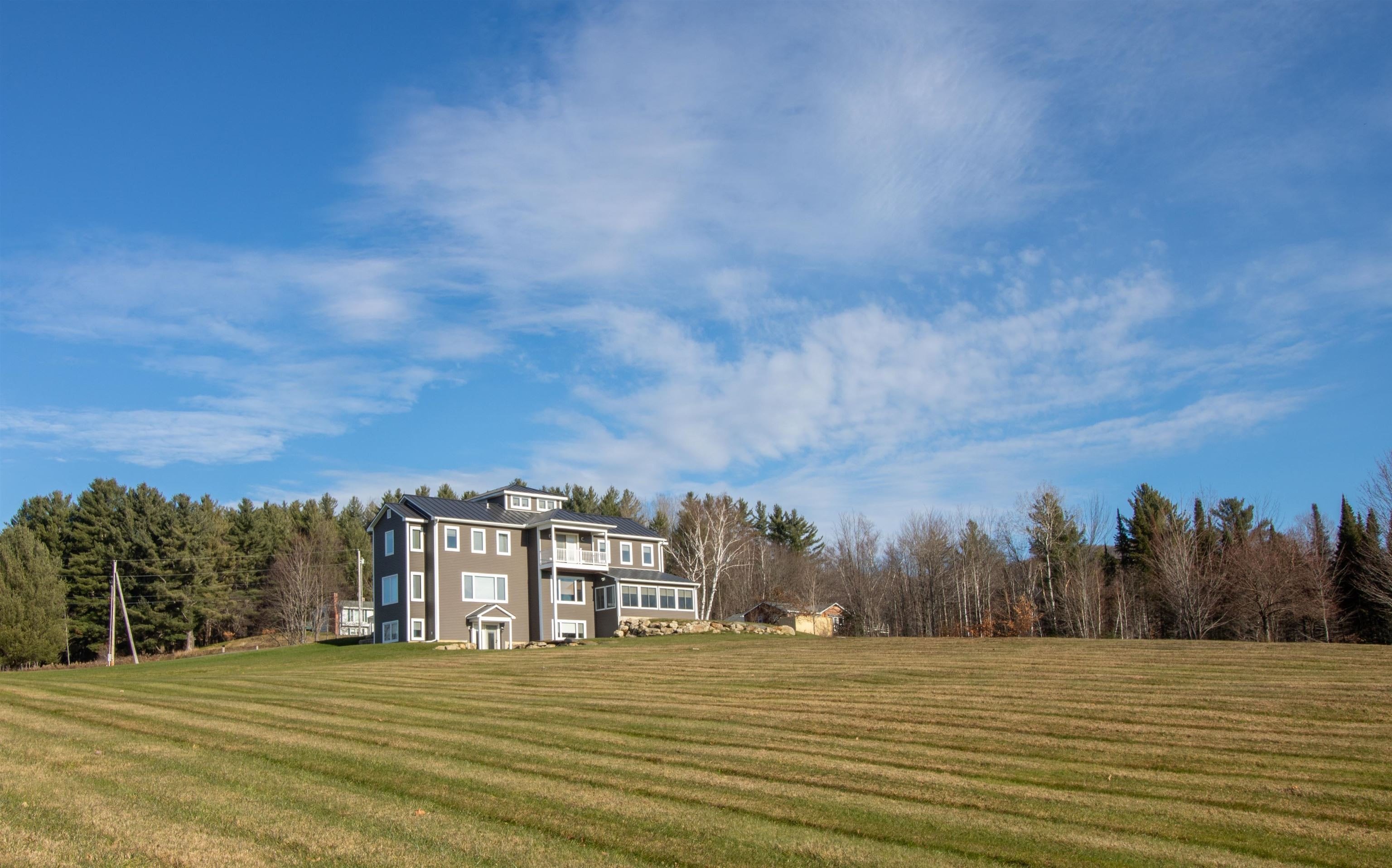 Barton, Vermont, 05822, United States, 6 Bedrooms Bedrooms, ,3 BathroomsBathrooms,Residential,For Sale,1943519