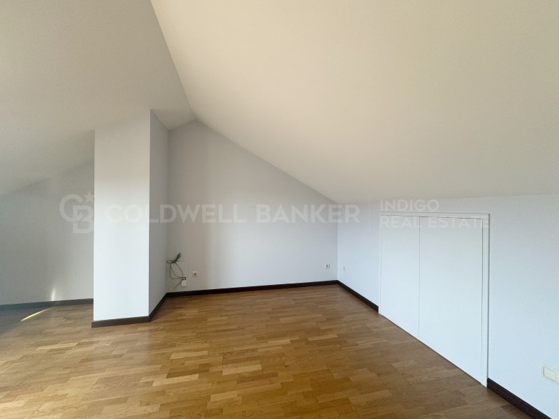 Pontevedra, Vigo, Castrelos - S?rdoma, S?rdoma Pon, Vigo, Galicia, ES, 4 Bedrooms Bedrooms, ,4 BathroomsBathrooms,Residential,For Sale,Pontevedra, Vigo, Castrelos - S?rdoma, S?rdoma Pon,1479301