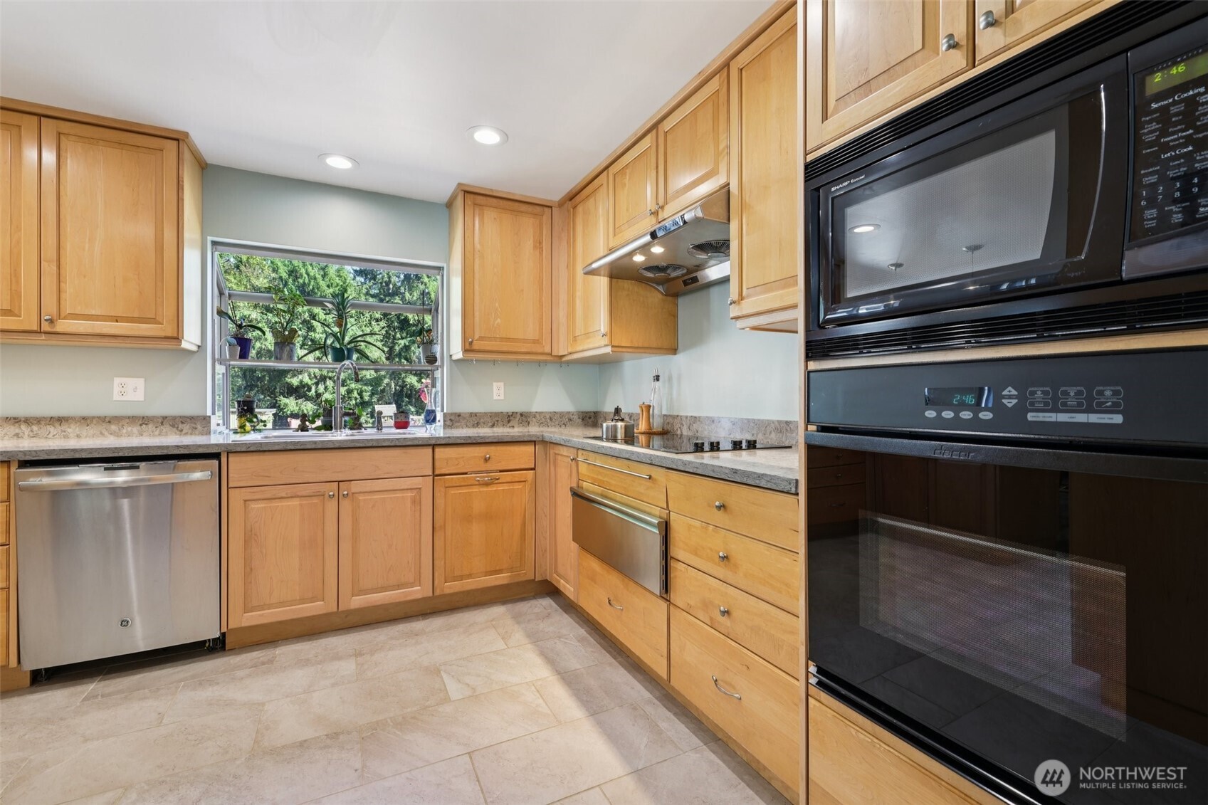 Snohomish, Washington, 98290, United States, 3 Bedrooms Bedrooms, ,1 BathroomBathrooms,Residential,For Sale,1947981