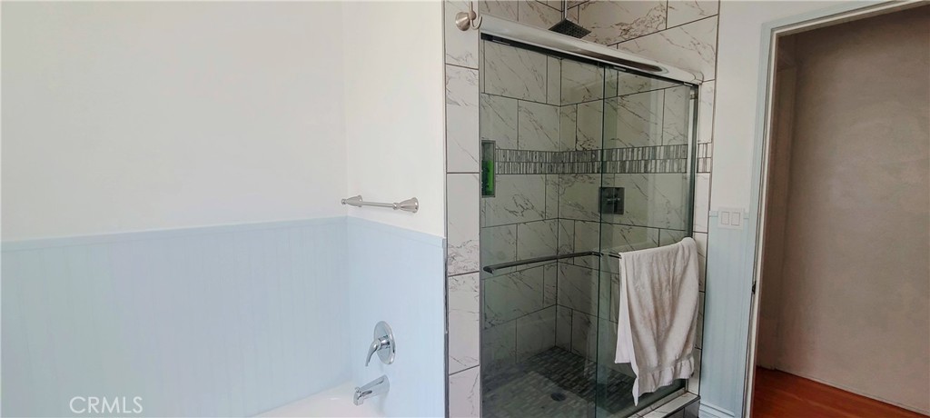 Los Angeles, California, 90019, United States, ,Residential,For Sale,1905705