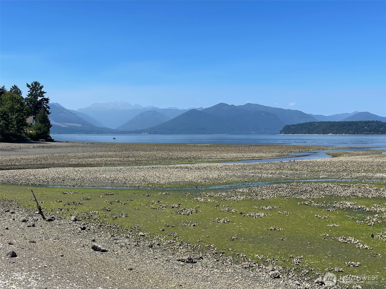 Seabeck, Washington, 98380, United States, 4 Bedrooms Bedrooms, ,3 BathroomsBathrooms,Residential,For Sale,1907301