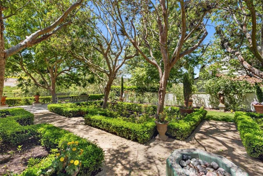 Irvine, California, 92603, United States, 5 Bedrooms Bedrooms, ,7 BathroomsBathrooms,Residential,For Sale,1906095