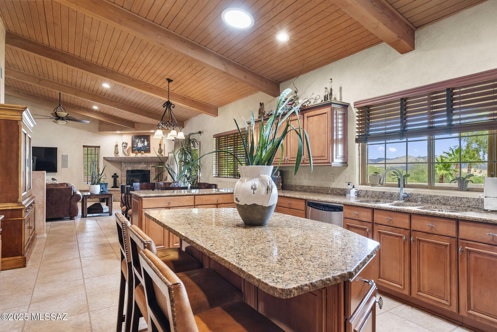 Nogales, Arizona, 85621, United States, 4 Bedrooms Bedrooms, ,7 BathroomsBathrooms,Residential,For Sale,1975895