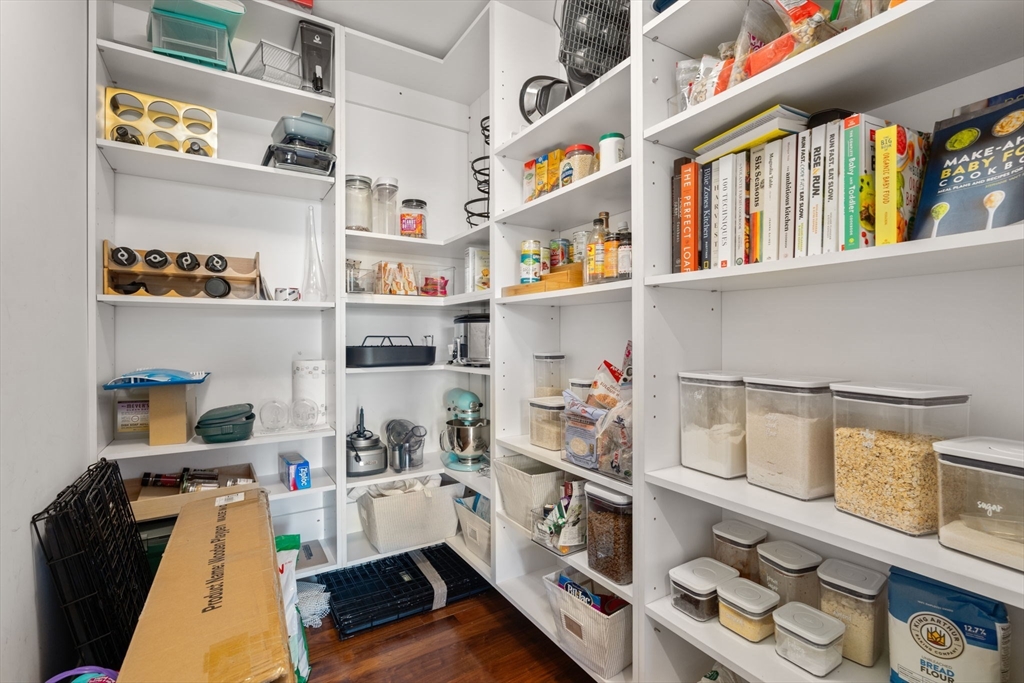 Brookline, Massachusetts, 02445, United States, 4 Bedrooms Bedrooms, ,4 BathroomsBathrooms,Residential,For Sale,1885381