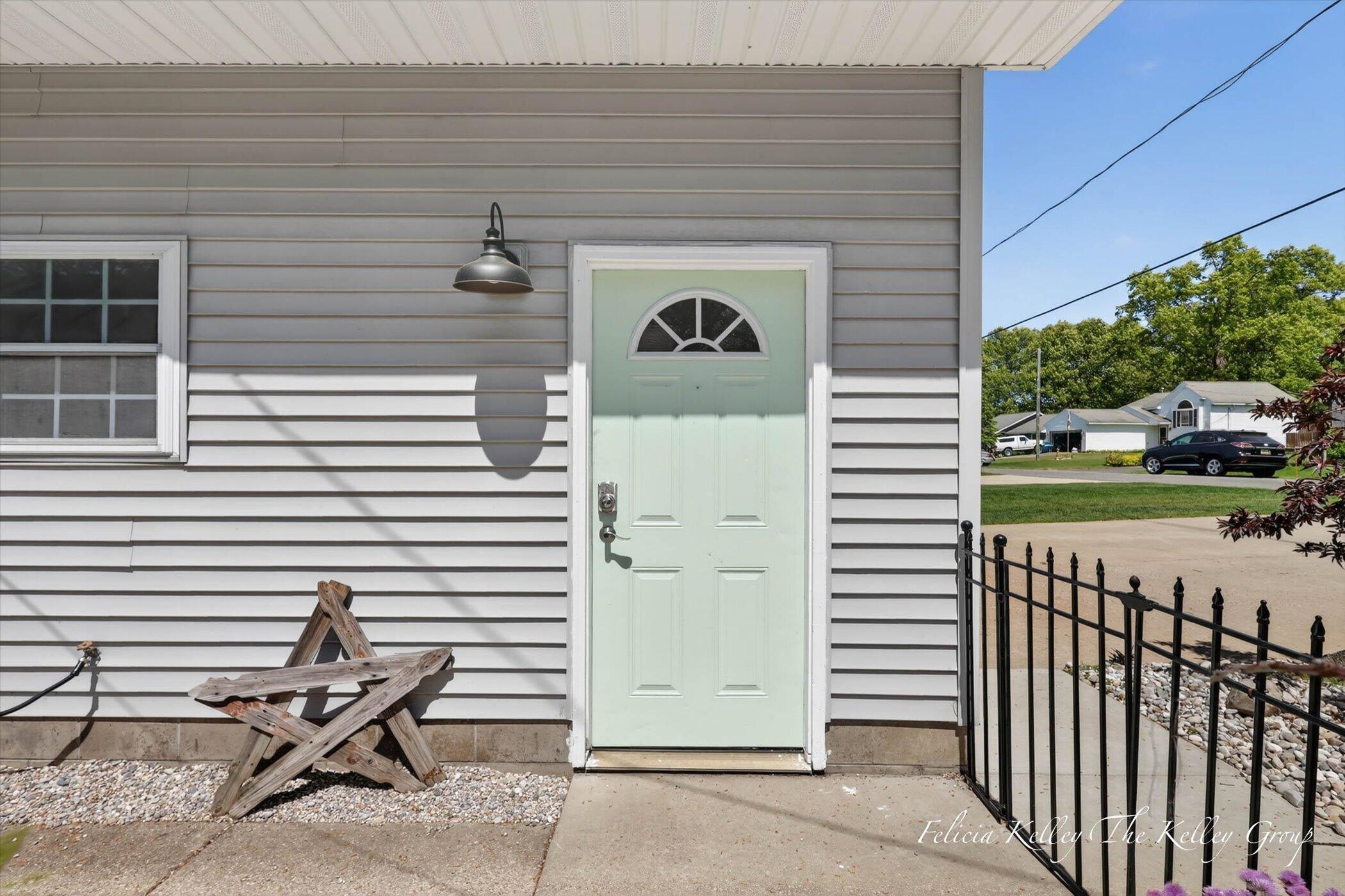 Howard City, Michigan, 49329, United States, 3 Bedrooms Bedrooms, ,1 BathroomBathrooms,Residential,For Sale,2048764