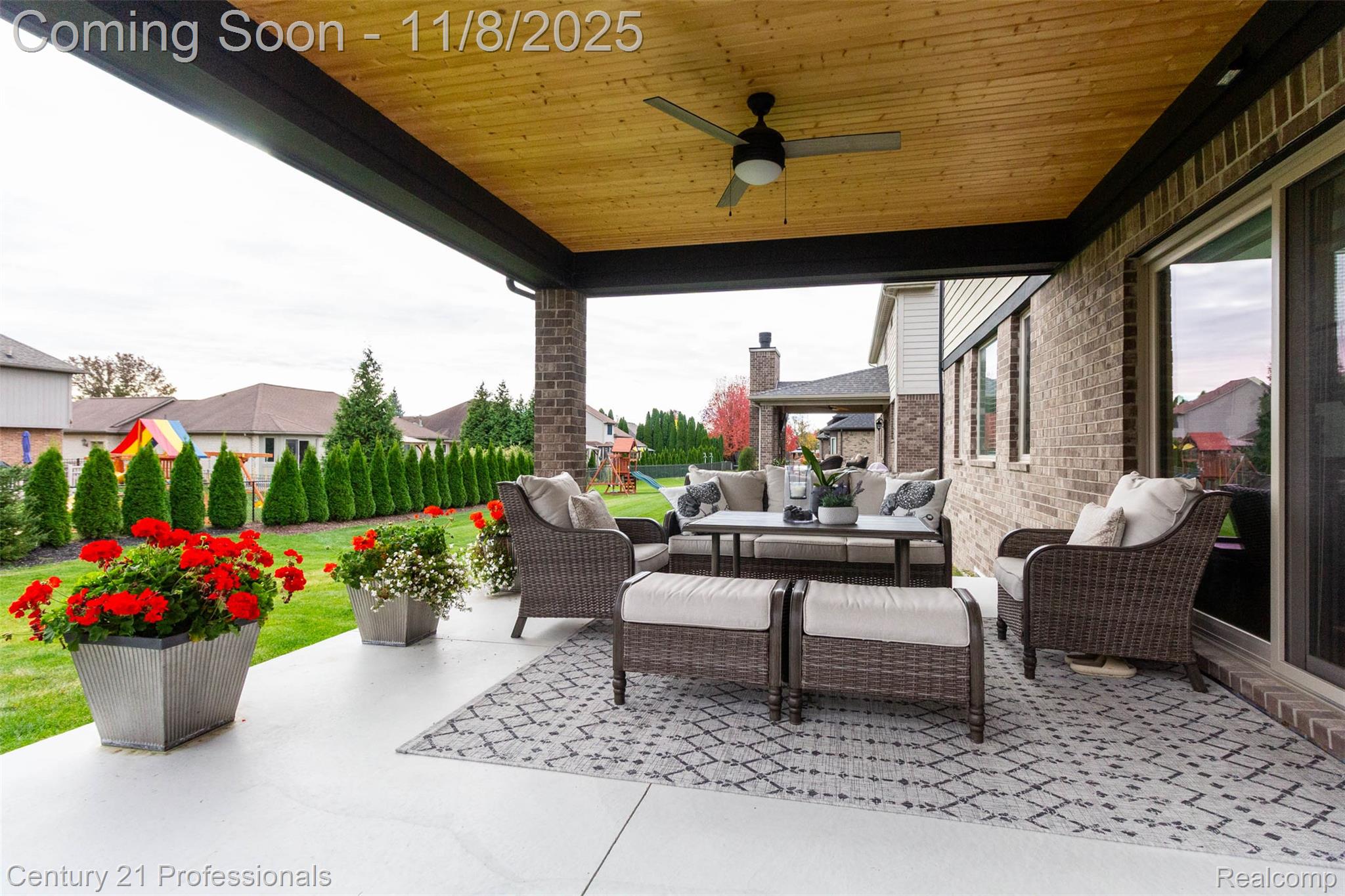 Macomb, Michigan, 48044, United States, 4 Bedrooms Bedrooms, ,3 BathroomsBathrooms,Residential,For Sale,1985765