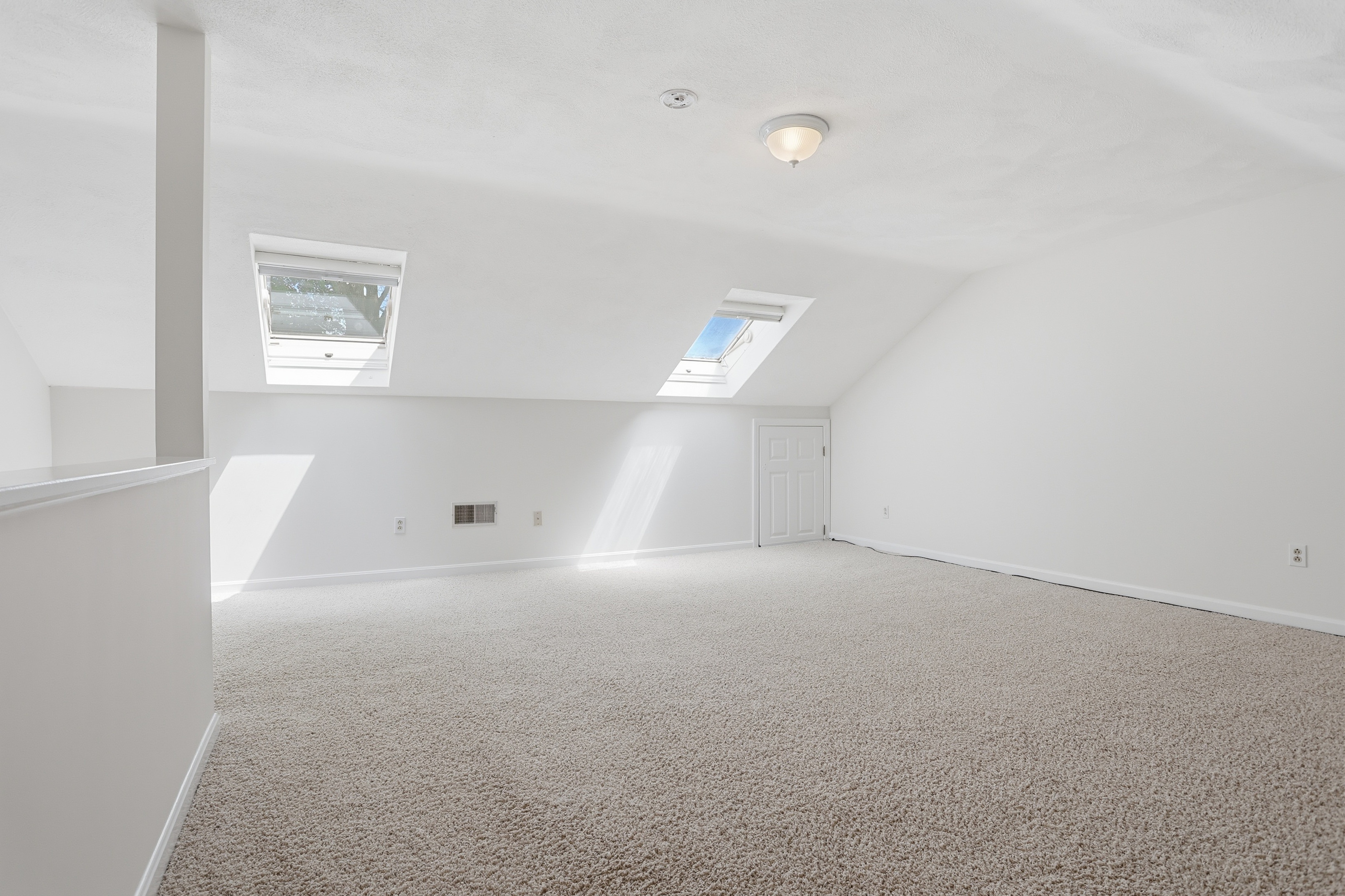  35 Casey Circle, Waltham, MA 02451 - 物件實景