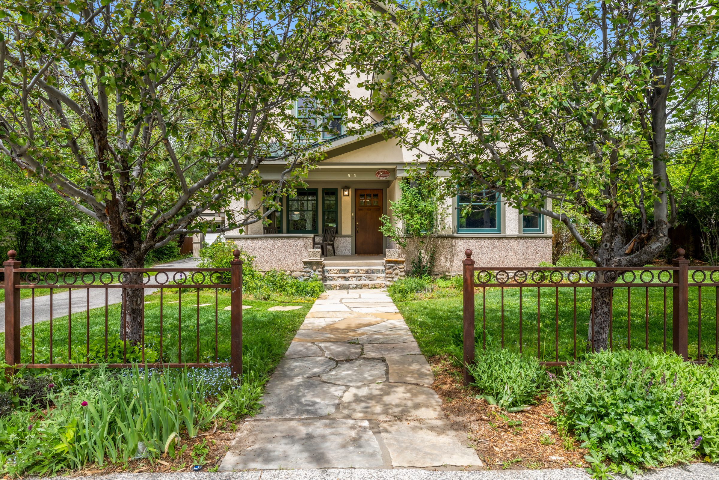  Charming Downtown Bungalow - 物件實景