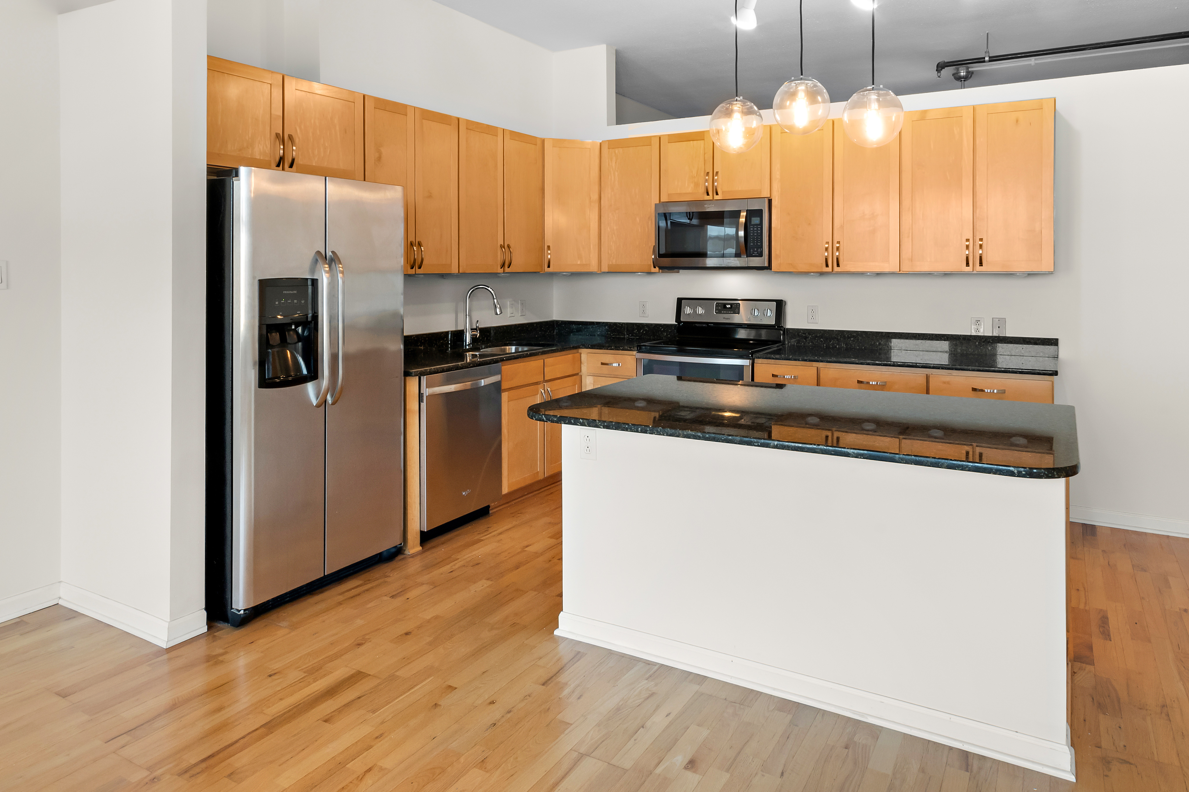  Stylish 2-Bed Loft in Downtown St. Louis with City Views - 物件實景