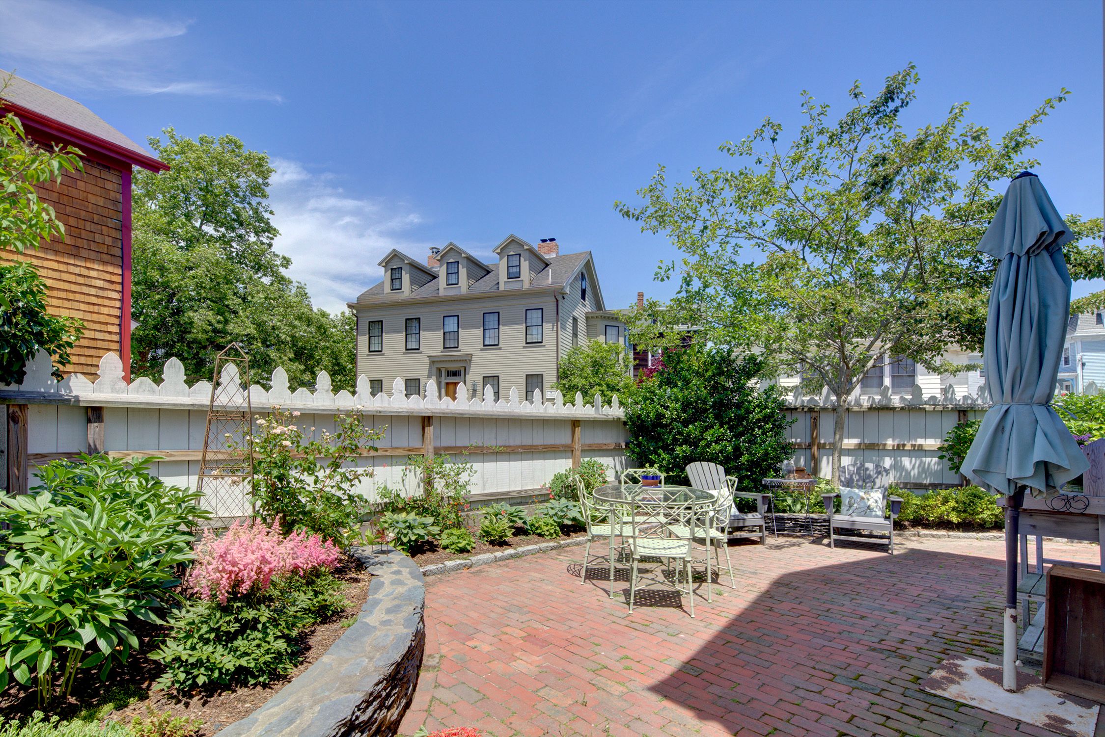  8 Sanford Street, Newport, RI 02840 - 物件實景