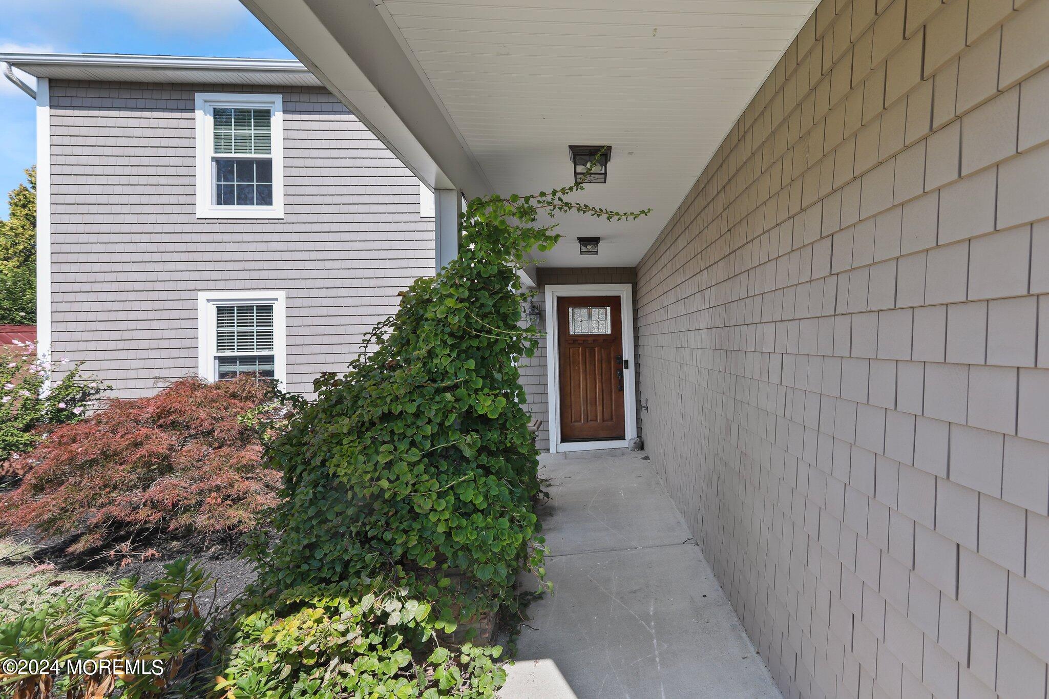 Howell, New Jersey, 07731, United States, 4 Bedrooms Bedrooms, ,3 BathroomsBathrooms,Residential,For Sale,1928001
