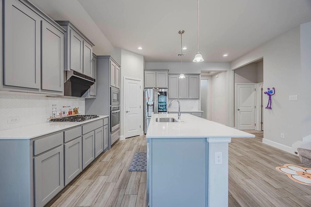 Hickory Creek, Texas, 75065, United States, 5 Bedrooms Bedrooms, ,4 BathroomsBathrooms,Residential,For Sale,1923307