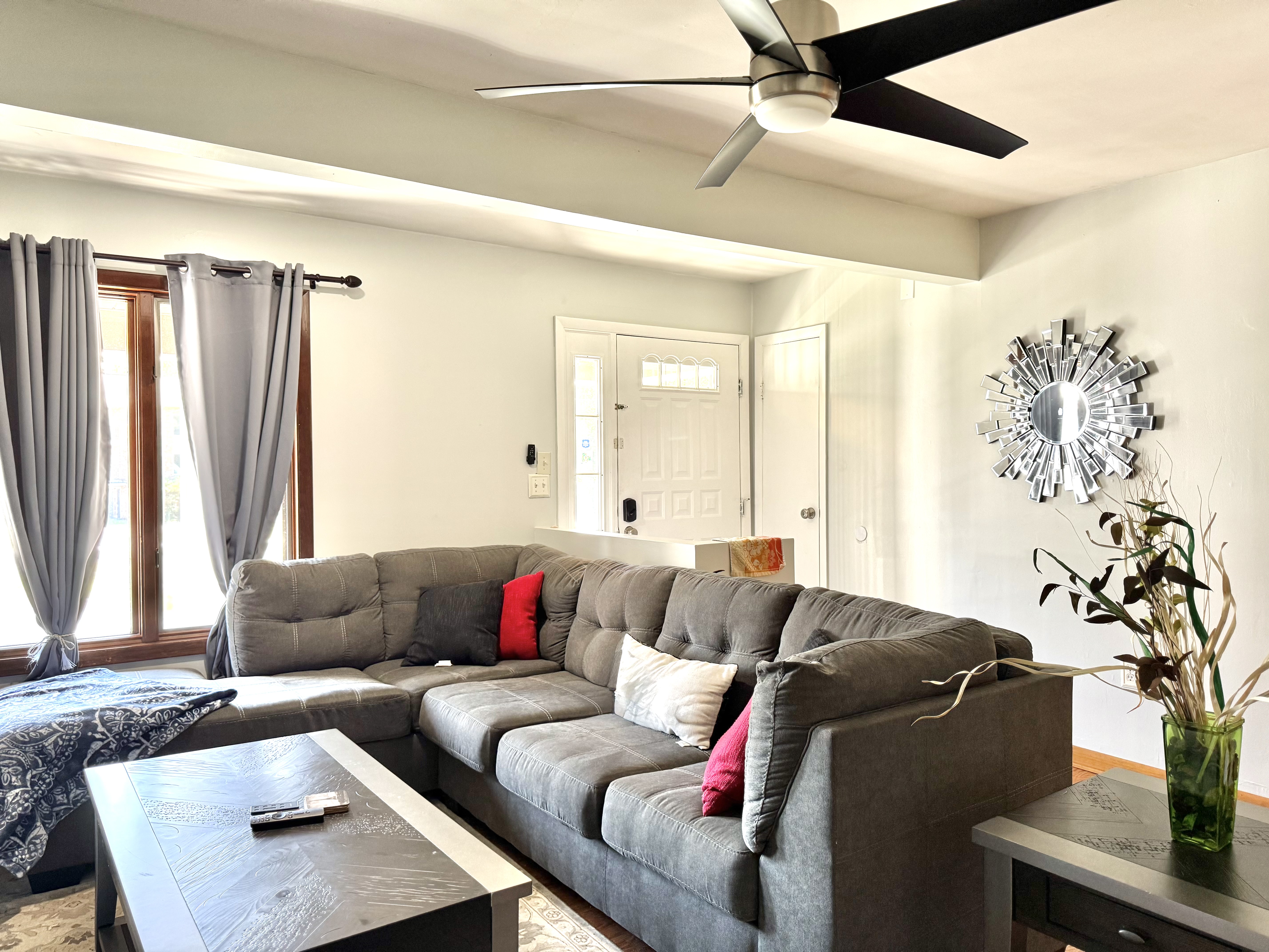 Catskill, New York, 12414, United States, 4 Bedrooms Bedrooms, ,2 BathroomsBathrooms,Residential,For Sale,1978791