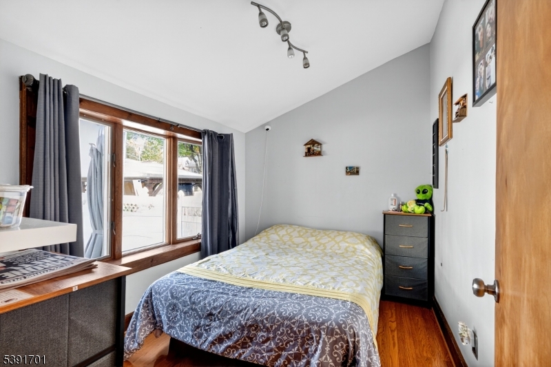 Roselle Park Boro, New Jersey, 07204, United States, 4 Bedrooms Bedrooms, ,3 BathroomsBathrooms,Residential,For Sale,1970229