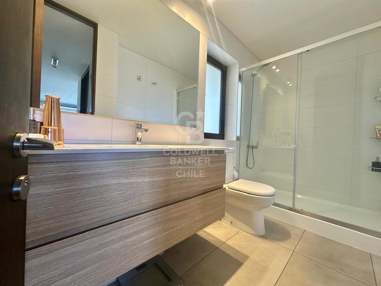 Lo Barnechea, Chile, 4 Bedrooms Bedrooms, ,4 BathroomsBathrooms,Residential,For Sale,1836906