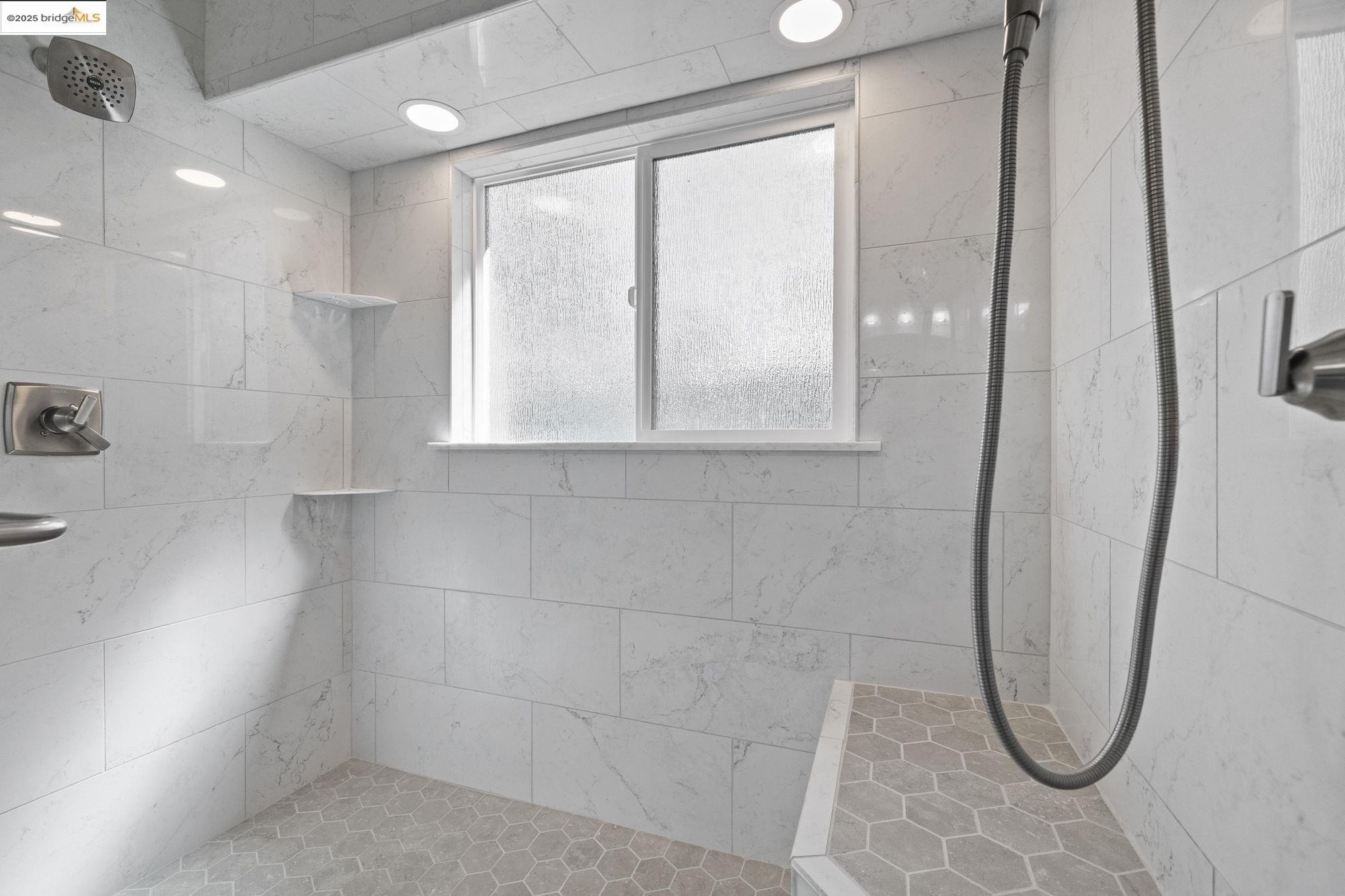 Sonora, California, 95370, United States, 3 Bedrooms Bedrooms, ,2 BathroomsBathrooms,Residential,For Sale,1916057