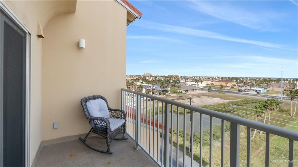 South Padre Island, Texas, 78597, United States, 3 Bedrooms Bedrooms, ,4 BathroomsBathrooms,Residential,For Sale,1731690