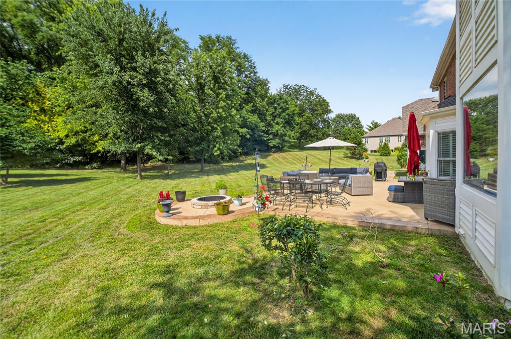 St Charles, Missouri, 63301, United States, 4 Bedrooms Bedrooms, ,4 BathroomsBathrooms,Residential,For Sale,1902113