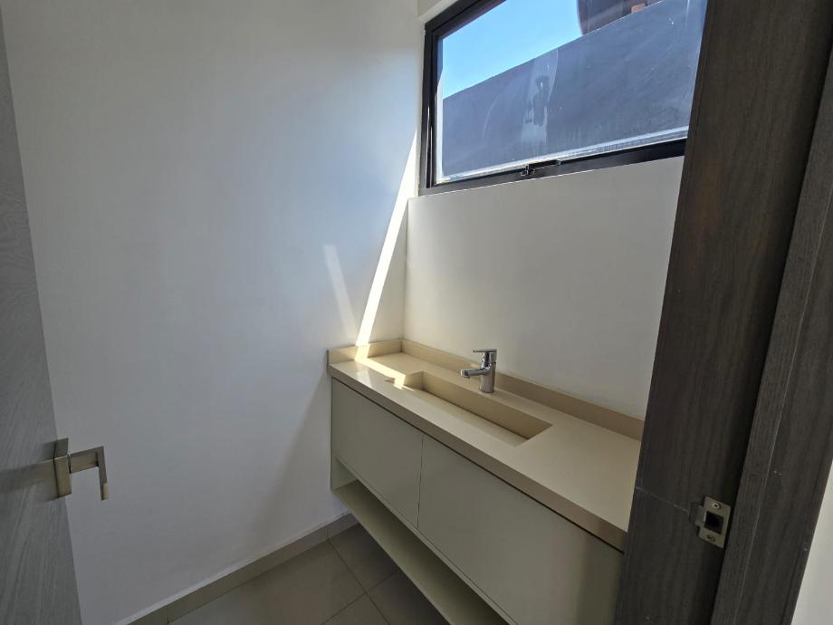 Tlalpan, Ciudad de México, 14386, Mexico, 3 Bedrooms Bedrooms, ,4 BathroomsBathrooms,Residential,For Sale,1713585