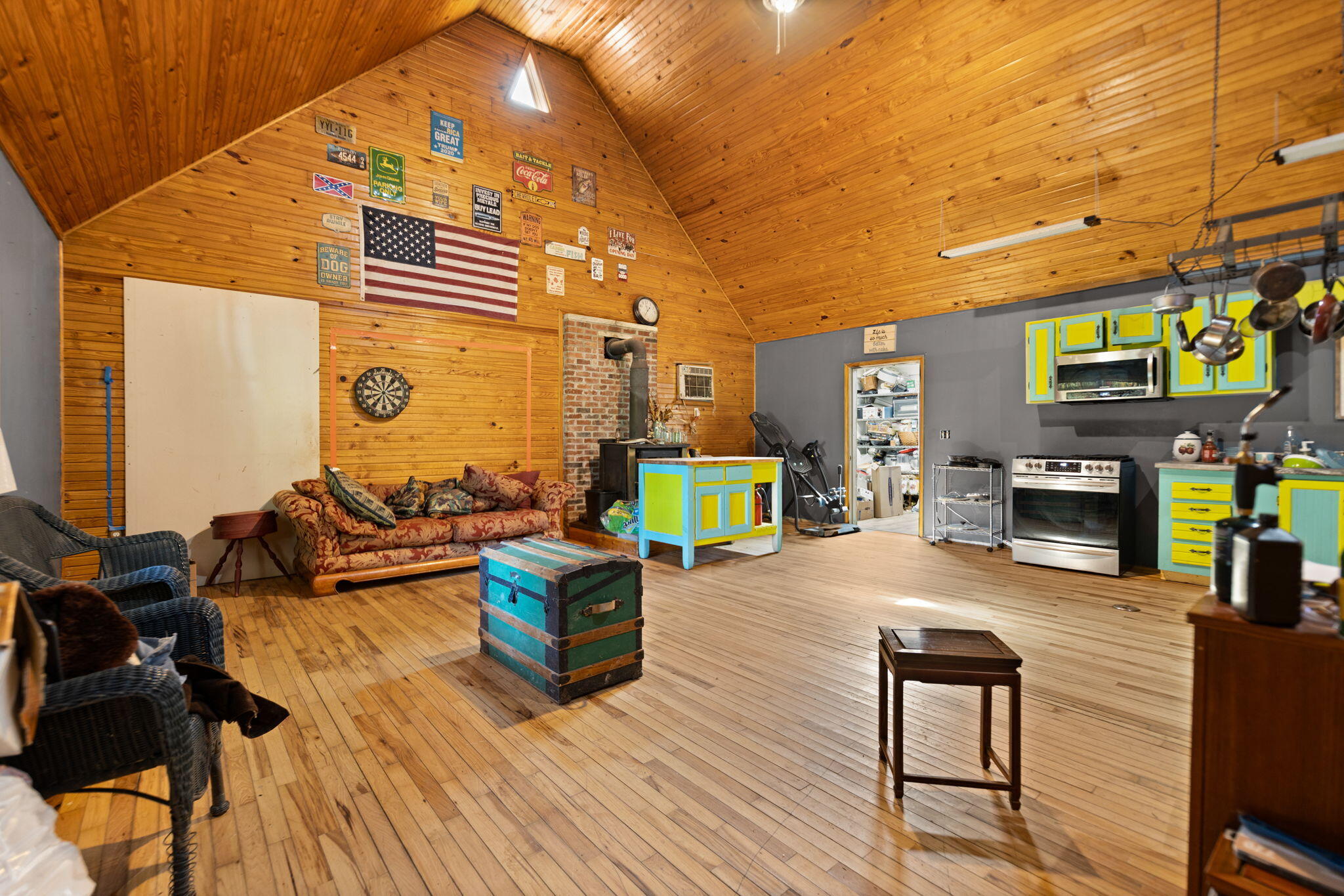 Sextons Creek, Kentucky, 40983, United States, 3 Bedrooms Bedrooms, ,2 BathroomsBathrooms,Residential,For Sale,1938834