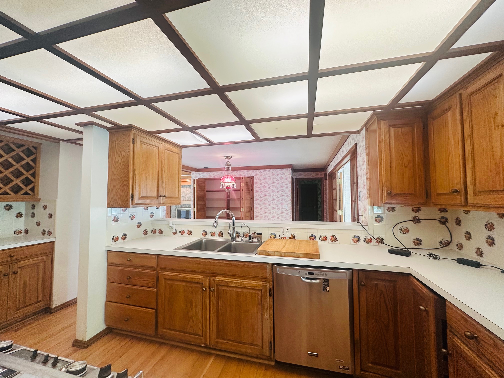 Enid, Oklahoma, 73703, United States, 5 Bedrooms Bedrooms, ,5 BathroomsBathrooms,Residential,For Sale,1981686